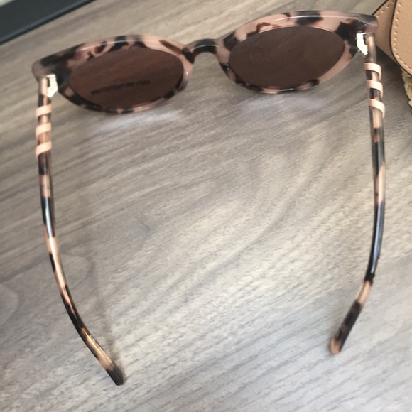 New Tod’s 54mm Round Cat Eye Sunglasses UV Protective Lenses with Case - Picture 4 of 9